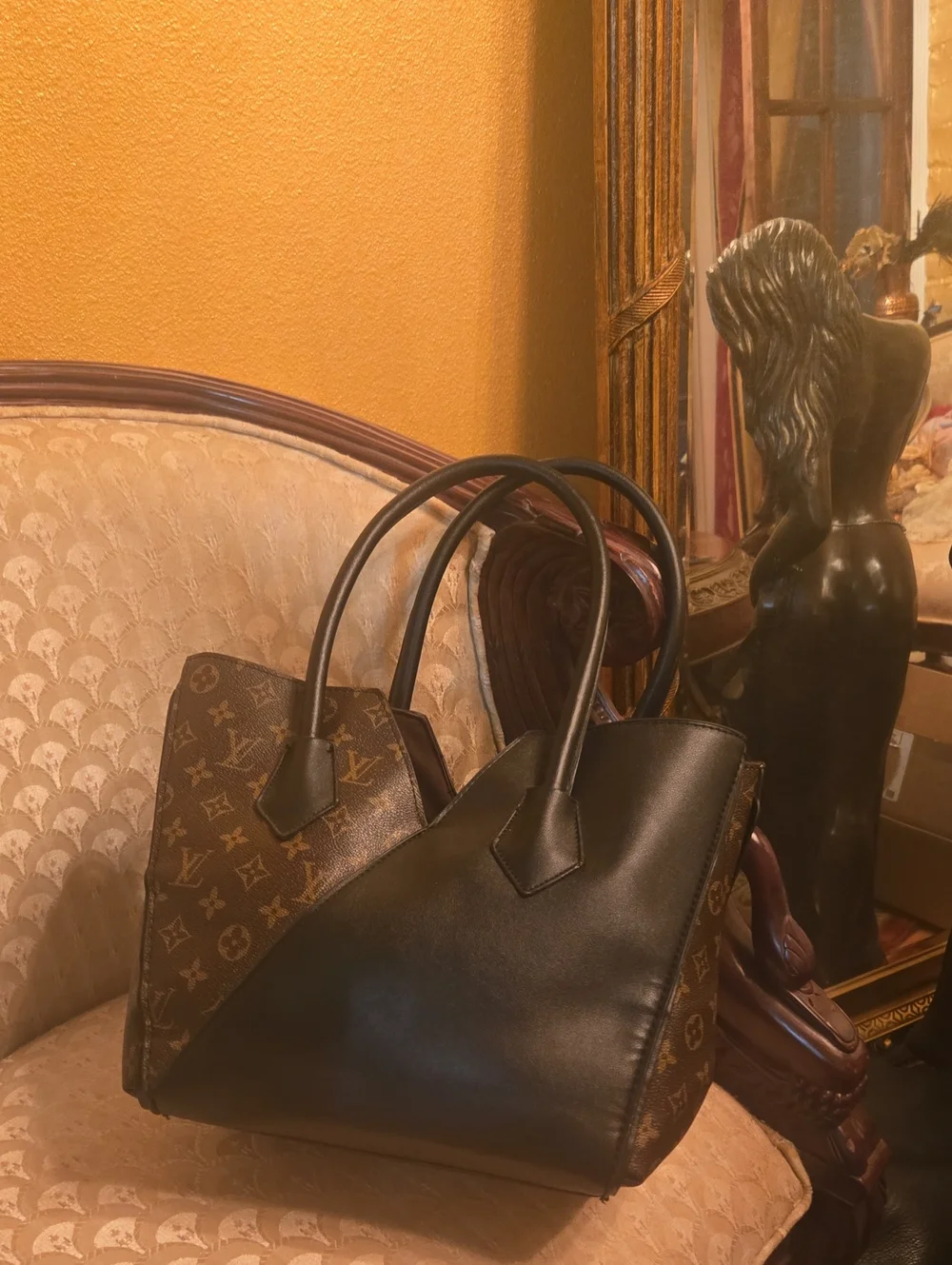 Large Black And Brown Tote. Sholder Bag. Kimono Style. Roomy Amd Light - Picture 4 of 5
